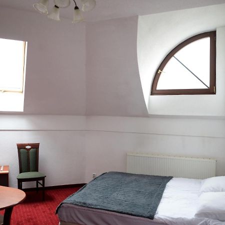 Gosciniec Czarci Mlyn Bed & Breakfast Bedzin Luaran gambar