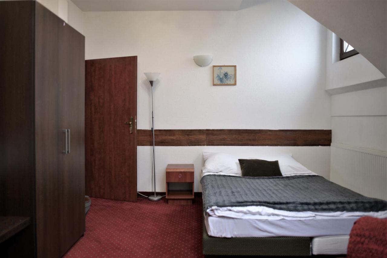 Gosciniec Czarci Mlyn Bed & Breakfast Bedzin Luaran gambar