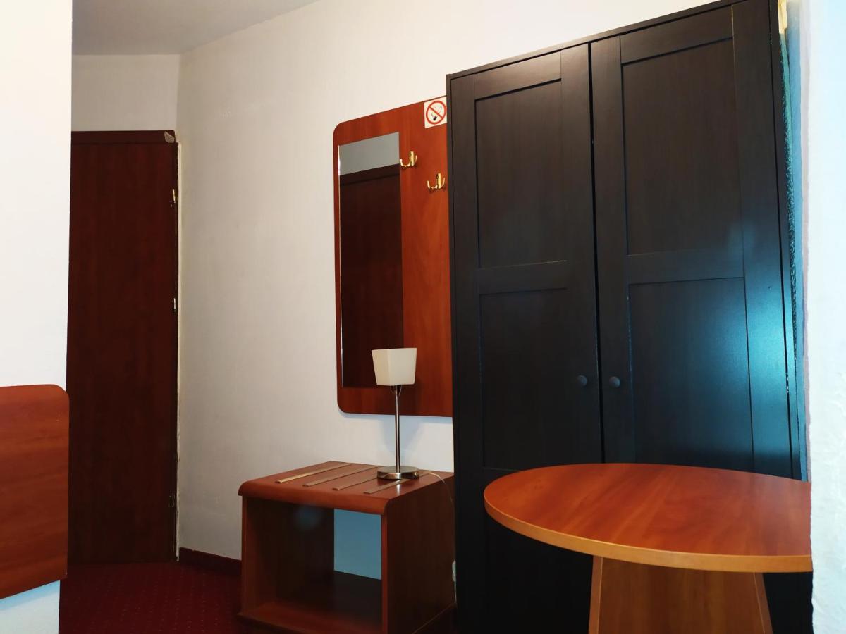 Gosciniec Czarci Mlyn Bed & Breakfast Bedzin Luaran gambar