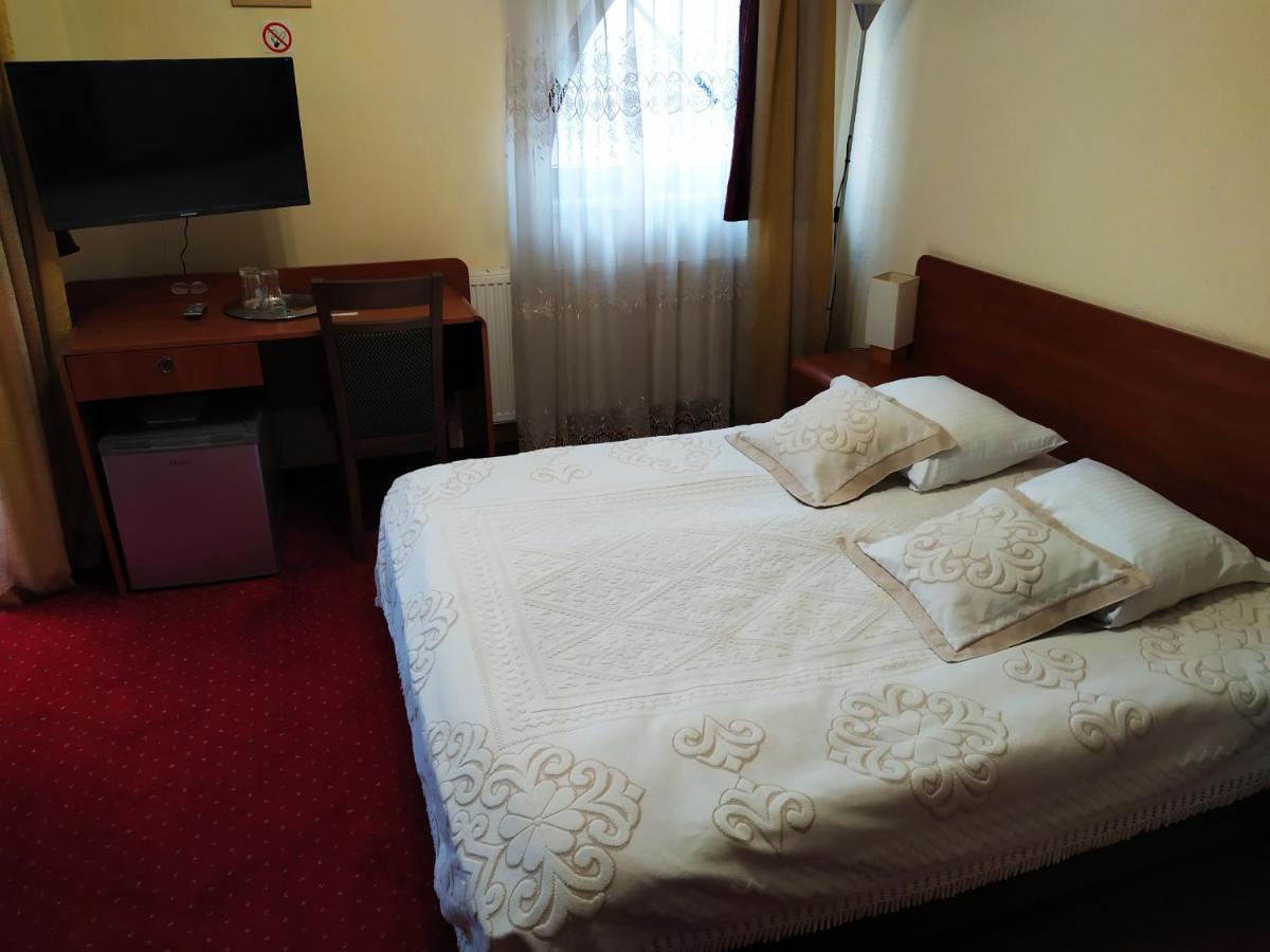 Gosciniec Czarci Mlyn Bed & Breakfast Bedzin Luaran gambar