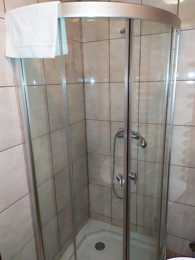 Gosciniec Czarci Mlyn Bed & Breakfast Bedzin Luaran gambar